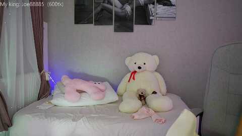 Media: rileyreid_18 Myfreecams Invalid Date