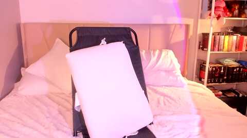 Media: shiisundai Myfreecams Invalid Date