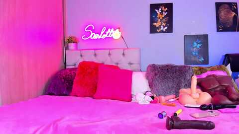 Media: scarlett_1801 Myfreecams Invalid Date