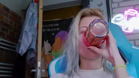 Media: karoline121 Myfreecams Invalid Date