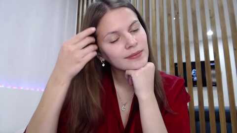 ladylika @ myfreecams on 20231106