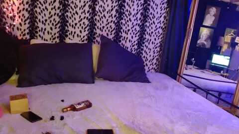 Media: littlemisszee Myfreecams Invalid Date