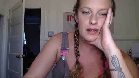 Media: ailia_ Myfreecams Invalid Date