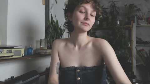 angelashines @ myfreecams on 20231108