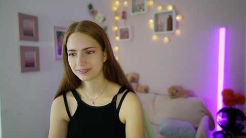 Media: naomi_woods18 Myfreecams Invalid Date