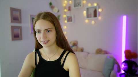 Media: naomi_woods18 Myfreecams Invalid Date