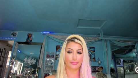 adriana_fox @ myfreecams on 20231109