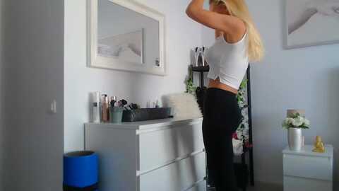 Media: hrystina_ Myfreecams Invalid Date
