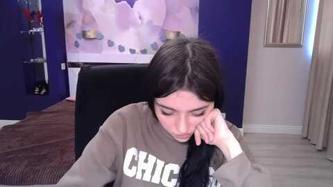 camillamiller @ myfreecams on 20231110