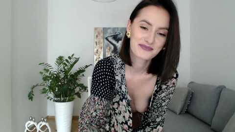 Media: perlabella Myfreecams Invalid Date