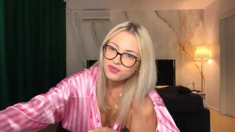 Media: baaybee__ Myfreecams Invalid Date