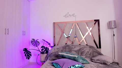Media: luciana_grant Myfreecams Invalid Date