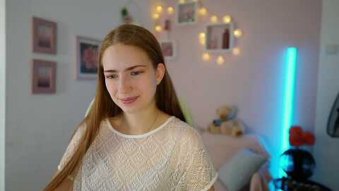 Media: naomi_woods18 Myfreecams Invalid Date