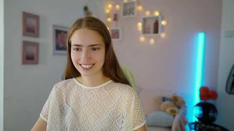 Media: naomi_woods18 Myfreecams Invalid Date