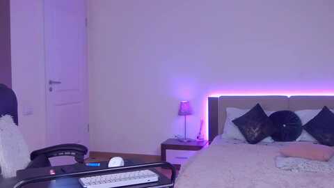 Media: lorettelorena Myfreecams Invalid Date