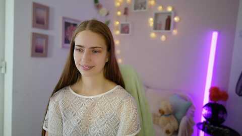 Media: naomi_woods18 Myfreecams Invalid Date