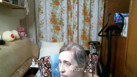 olguscha @ myfreecams on 20231117