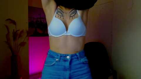 alis_saa @ myfreecams on 20231118