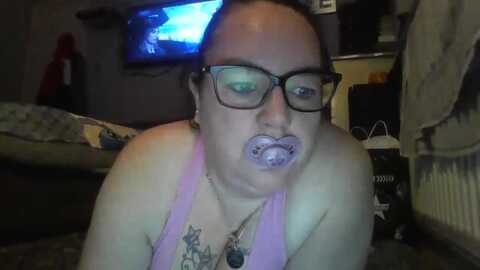 babylittle86 @ myfreecams on 20231118