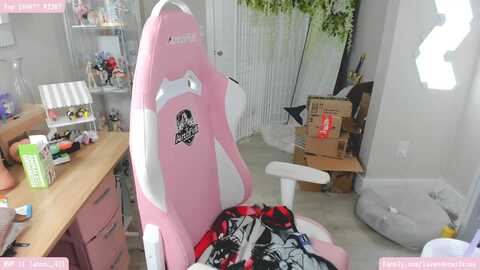 komobear @ myfreecams on 20231118