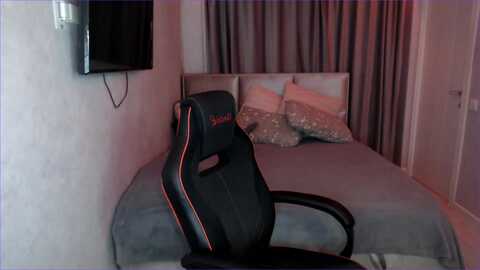 Media: tripleprinces Myfreecams Invalid Date