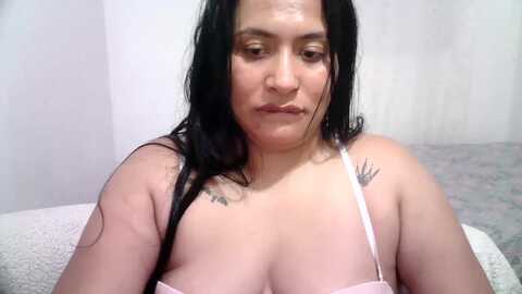alice_222 @ myfreecams on 20231120