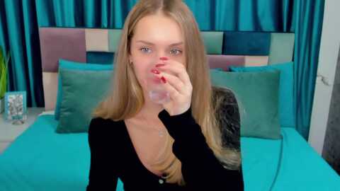 miramauer @ myfreecams on 20231120