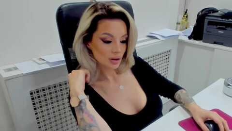 racy_d @ myfreecams on 20231120