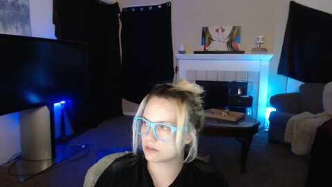 skyle45 @ myfreecams on 20231120