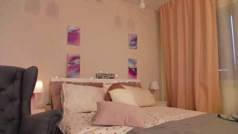 Media: alisiak Myfreecams Invalid Date