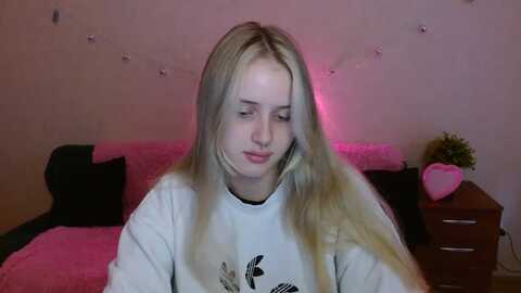 Media: alleiko Myfreecams Invalid Date