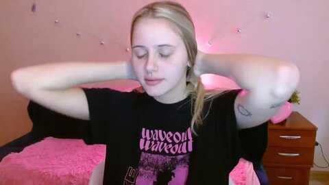Media: alleiko Myfreecams Invalid Date