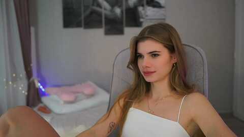 Media: rileyreid_18 Myfreecams Invalid Date