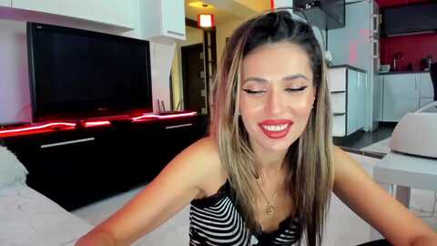 Media: smileytinaa Myfreecams Invalid Date