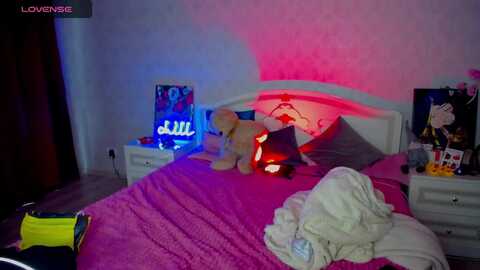 anyagrey9 @ myfreecams on 20231123