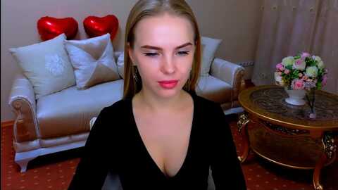 honey_lucky @ myfreecams on 20231123