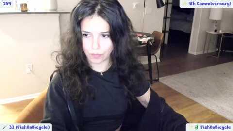 littlethot @ myfreecams on 20231123