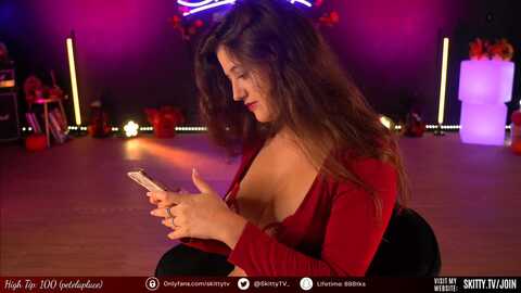 Media: skitty Myfreecams Invalid Date