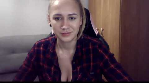Media: catrinlips Myfreecams Invalid Date