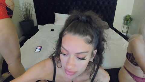 Media: kylienicole Myfreecams Invalid Date