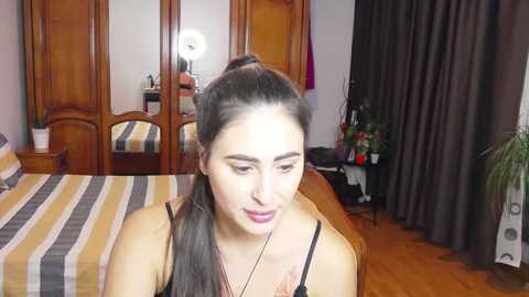 Media: marahari Myfreecams Invalid Date