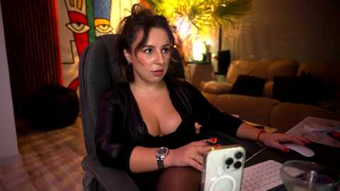summerrainone @ myfreecams on 20231126