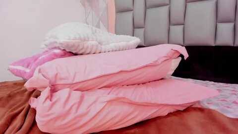 Media: twwiiggy Myfreecams Invalid Date