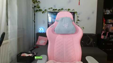 Media: monicmoon18 Myfreecams Invalid Date