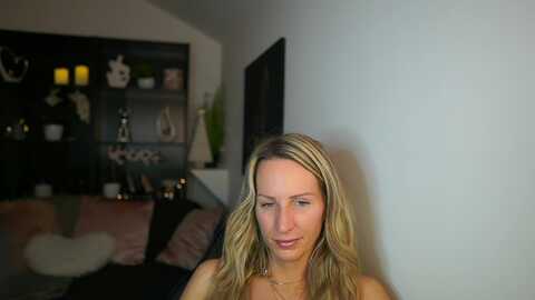 Media: nikki__sexx__ Myfreecams Invalid Date