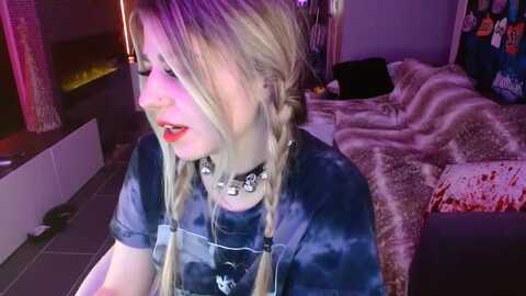 Media: serafina Myfreecams Invalid Date