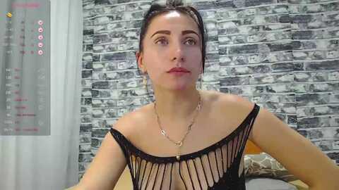 andreea_fun @ myfreecams on 20231129