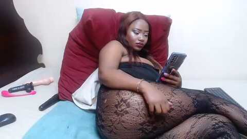 ebonyboobz4u @ myfreecams on 20231129