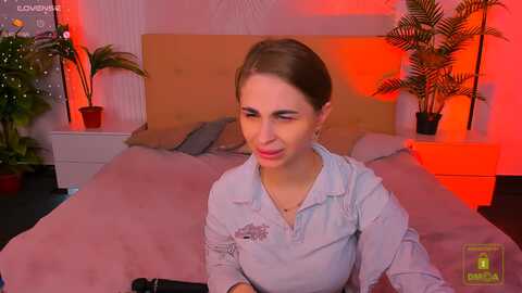 evarodi @ myfreecams on 20231129