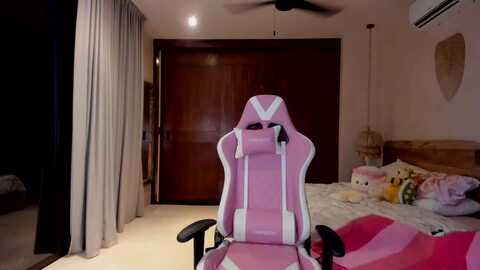 Media: mochi Myfreecams Invalid Date